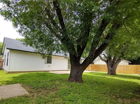 1813 Laurel Path Round Rock TX 78664