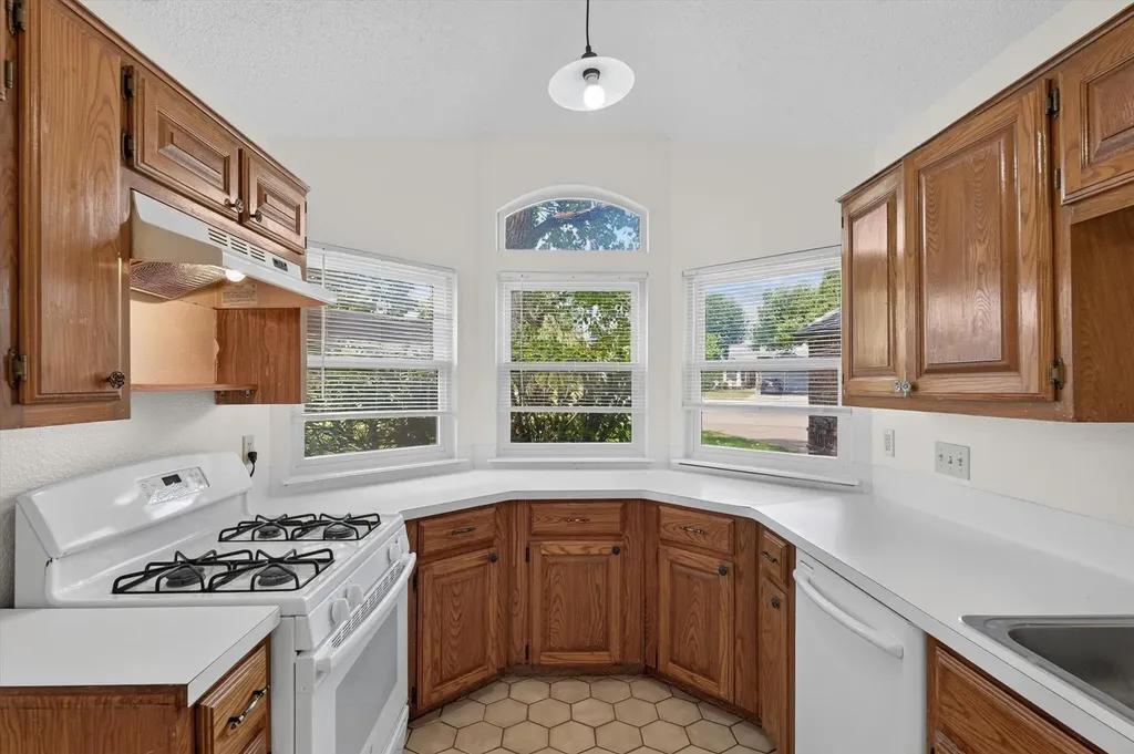 2118 Elder Place Round Rock TX 78664