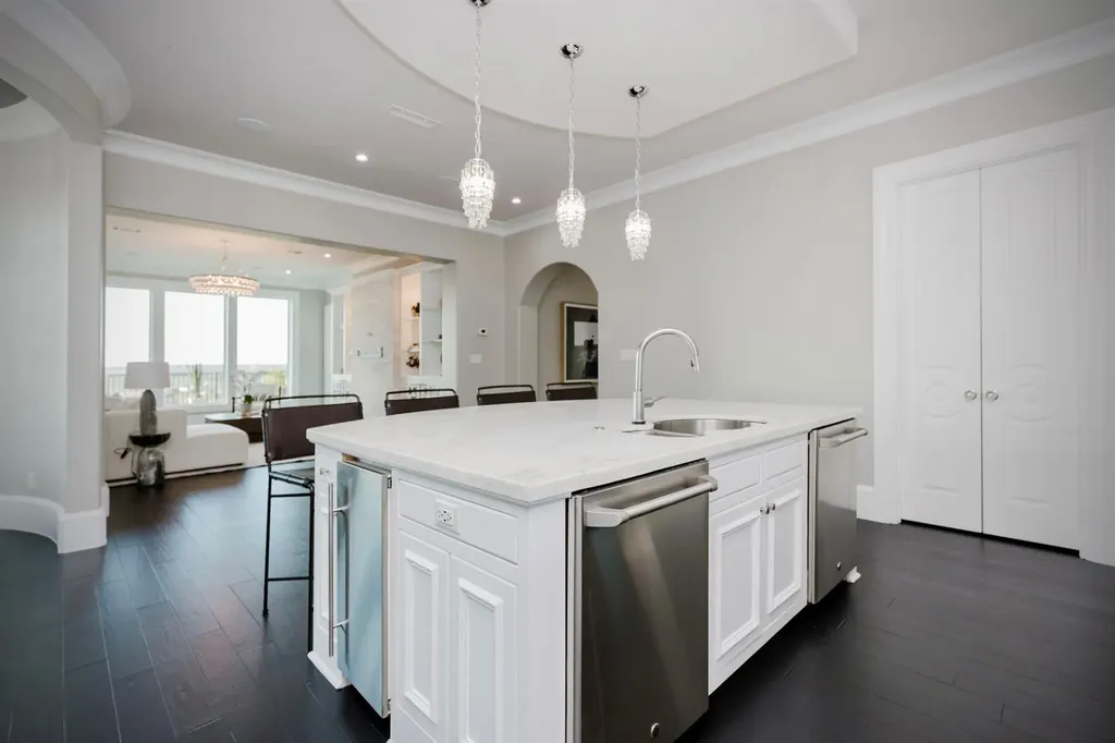 2204 Canonero Drive Austin TX 78746
