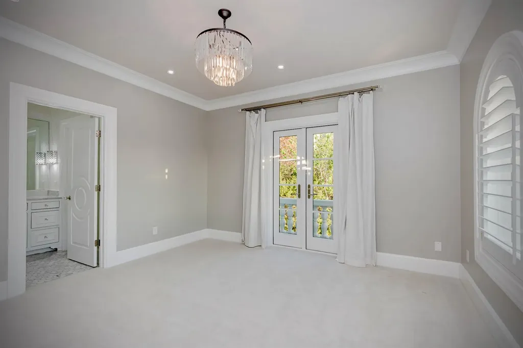 2204 Canonero Drive Austin TX 78746