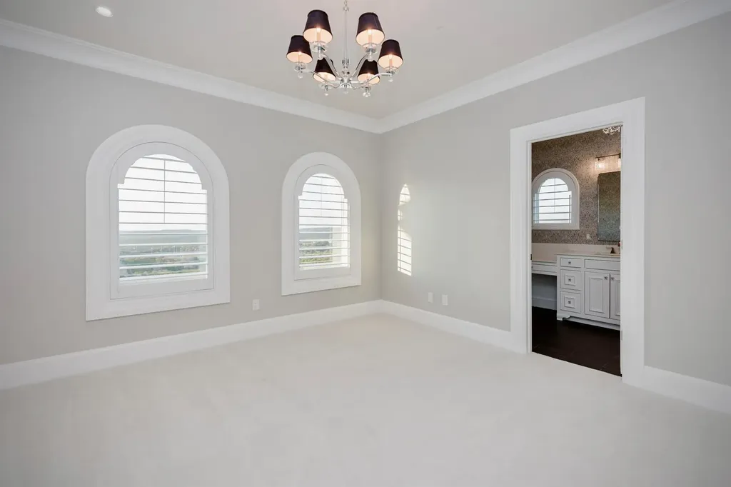 2204 Canonero Drive Austin TX 78746