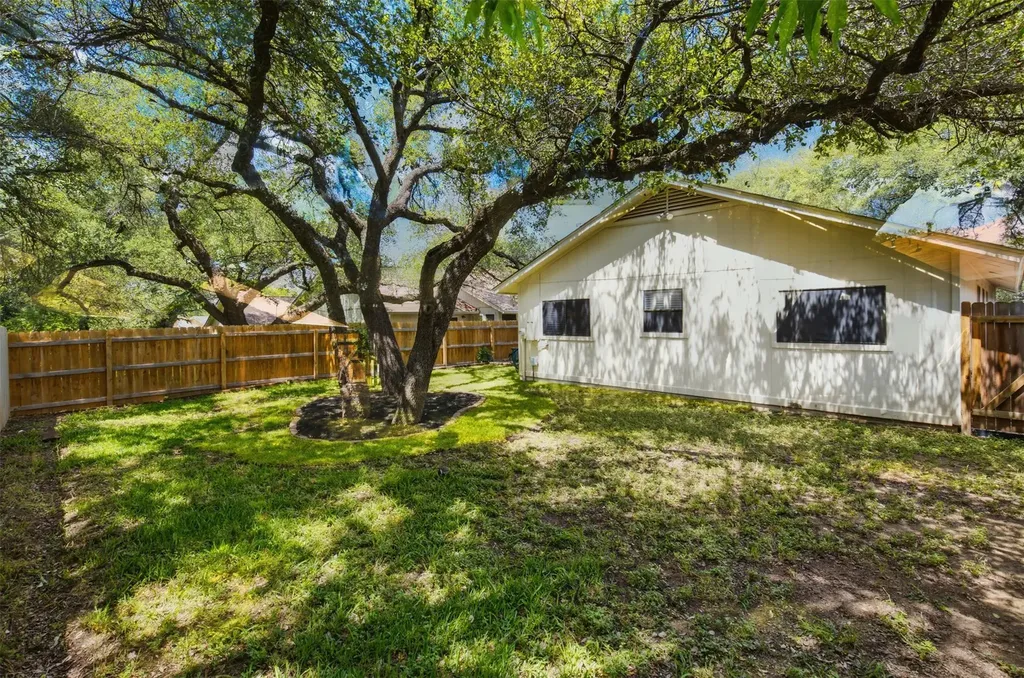 12906 Quinn Trail Austin TX 78727