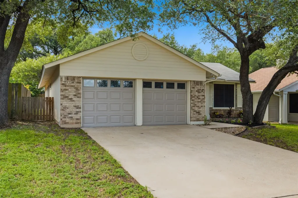 12906 Quinn Trail Austin TX 78727