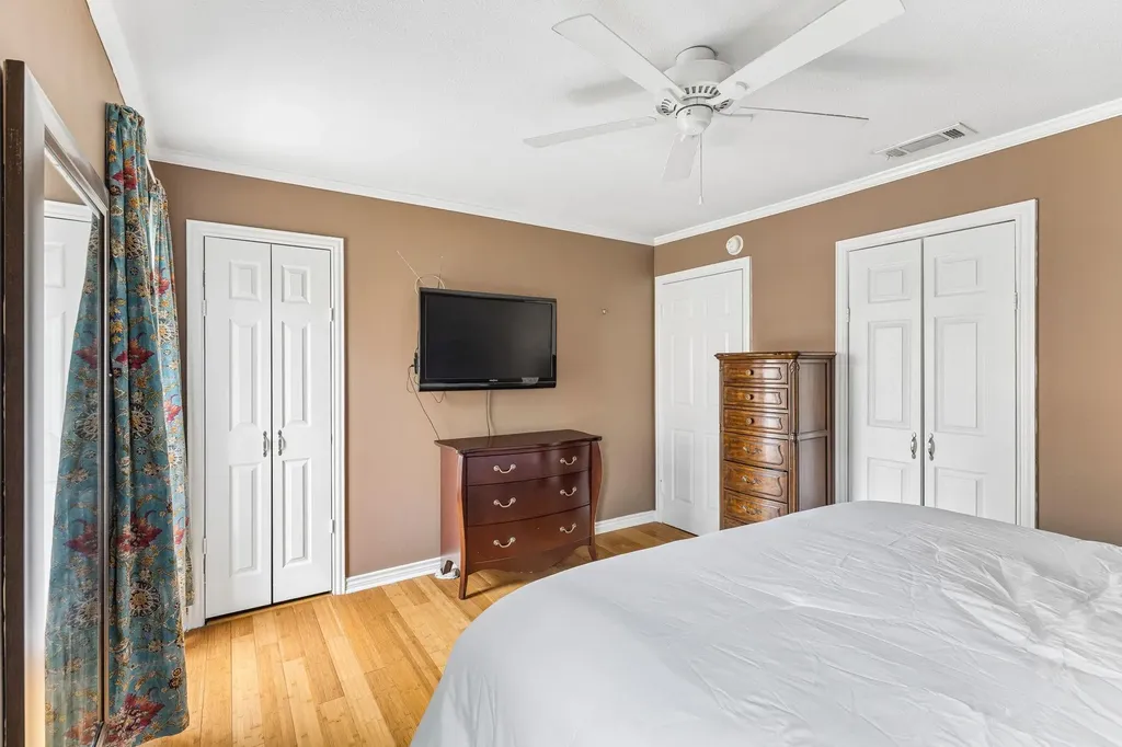 842 Banister Lane Austin TX 78704