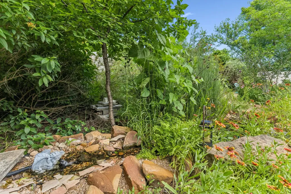 4608 Wally Avenue Austin TX 78721