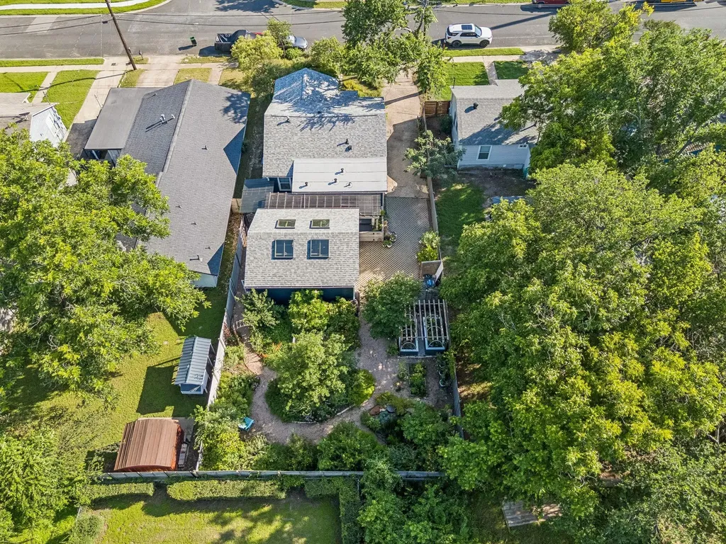 4608 Wally Avenue Austin TX 78721