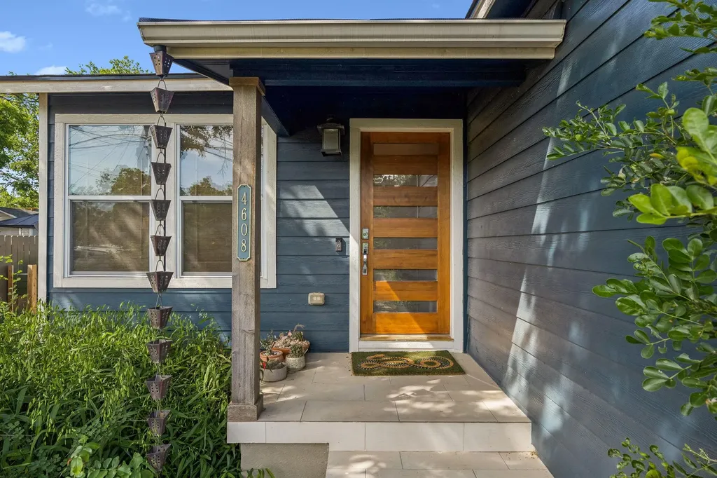 4608 Wally Avenue Austin TX 78721