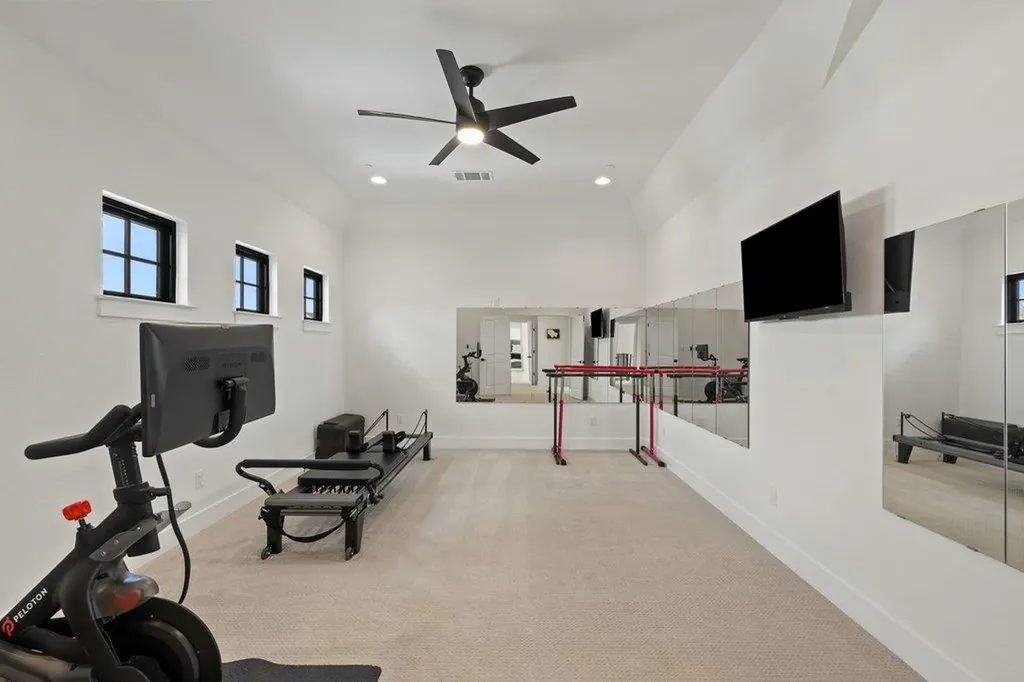 7516 Davenport Divide Road Austin TX 78738