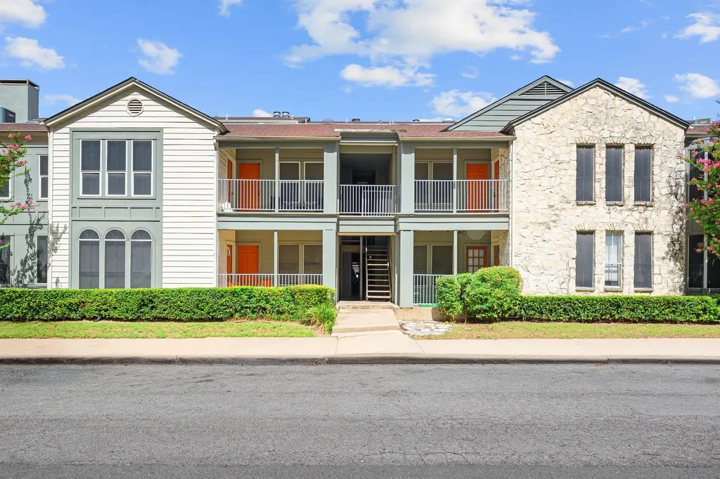 2529 Rio Grande Street Austin TX 78705