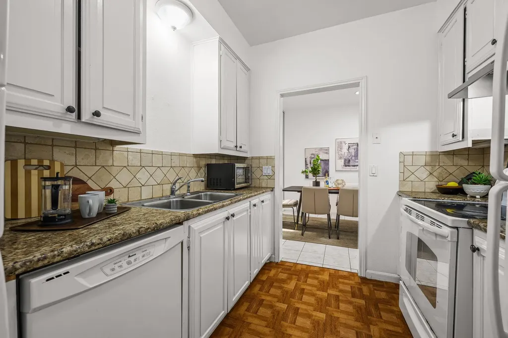 2529 Rio Grande Street Austin TX 78705