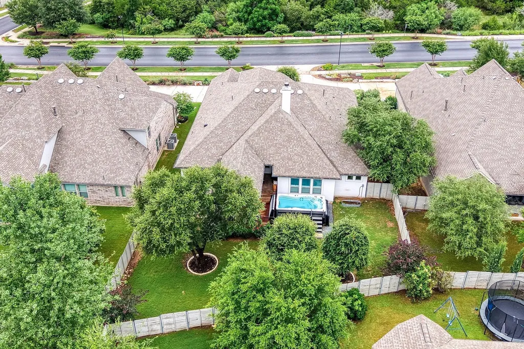 1009 Legacy Crossing Georgetown TX 78628