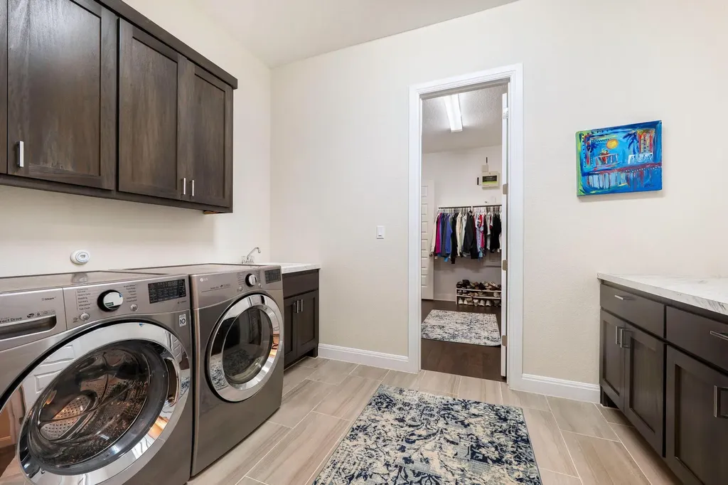 1009 Legacy Crossing Georgetown TX 78628