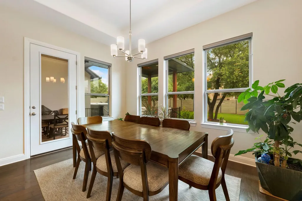 1009 Legacy Crossing Georgetown TX 78628