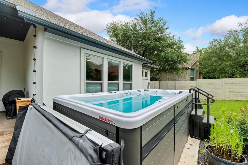 1009 Legacy Crossing Georgetown TX 78628