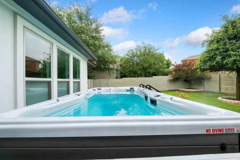 1009 Legacy Crossing Georgetown TX 78628