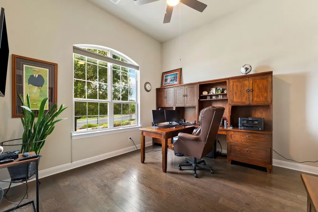 1009 Legacy Crossing Georgetown TX 78628