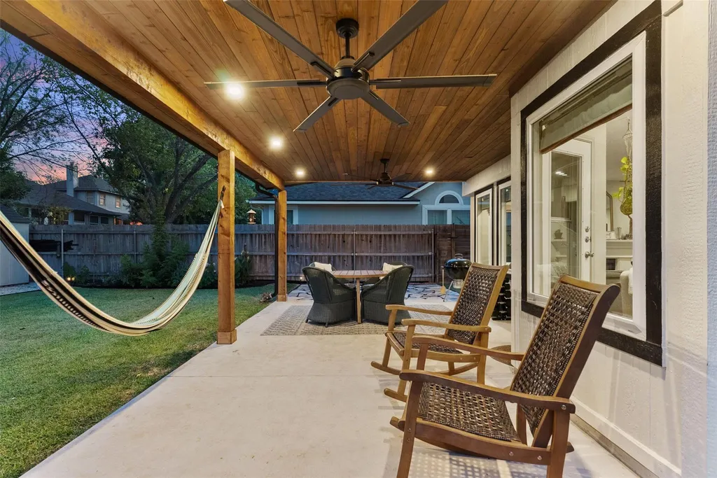 1209 Tetbury Lane Austin TX 78748
