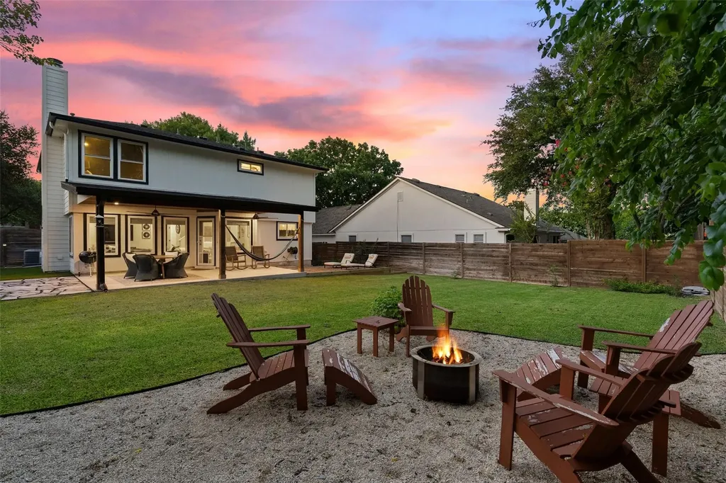 1209 Tetbury Lane Austin TX 78748