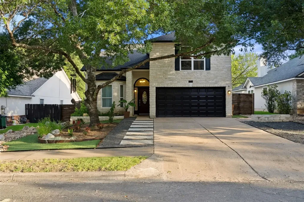 1209 Tetbury Lane Austin TX 78748