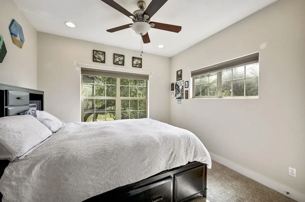 10105 Little Creek Circle Dripping Springs TX 78620