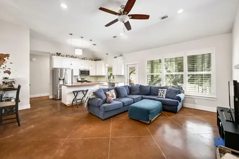 10105 Little Creek Circle Dripping Springs TX 78620