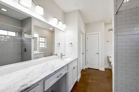 10105 Little Creek Circle Dripping Springs TX 78620