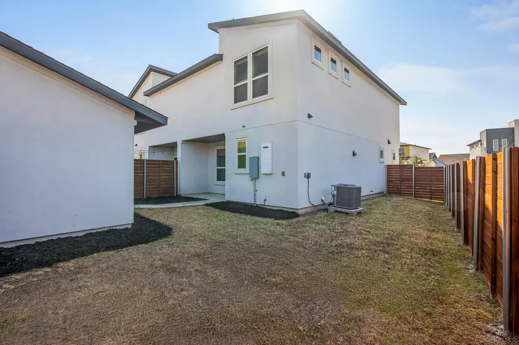 5400 Baythorne Drive Austin TX 78747