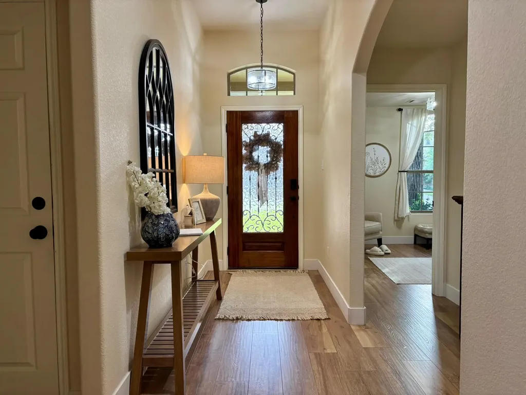 604 Cerezo Drive Leander TX 78641