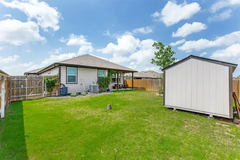822 Pease River Way Hutto TX 78634