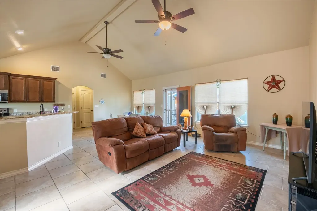 107 Garrett Way Canyon Lake TX 78133