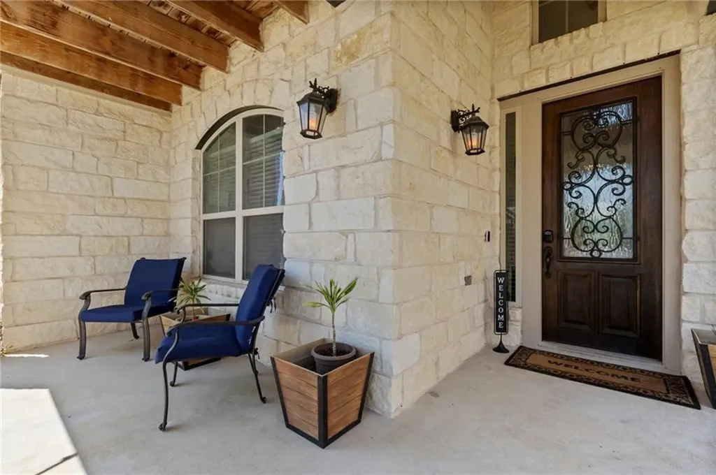 2337 Muzzie Lane Leander TX 78641