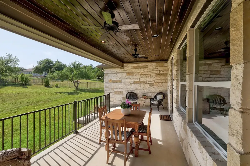 105 Graystone Lane Georgetown TX 78633