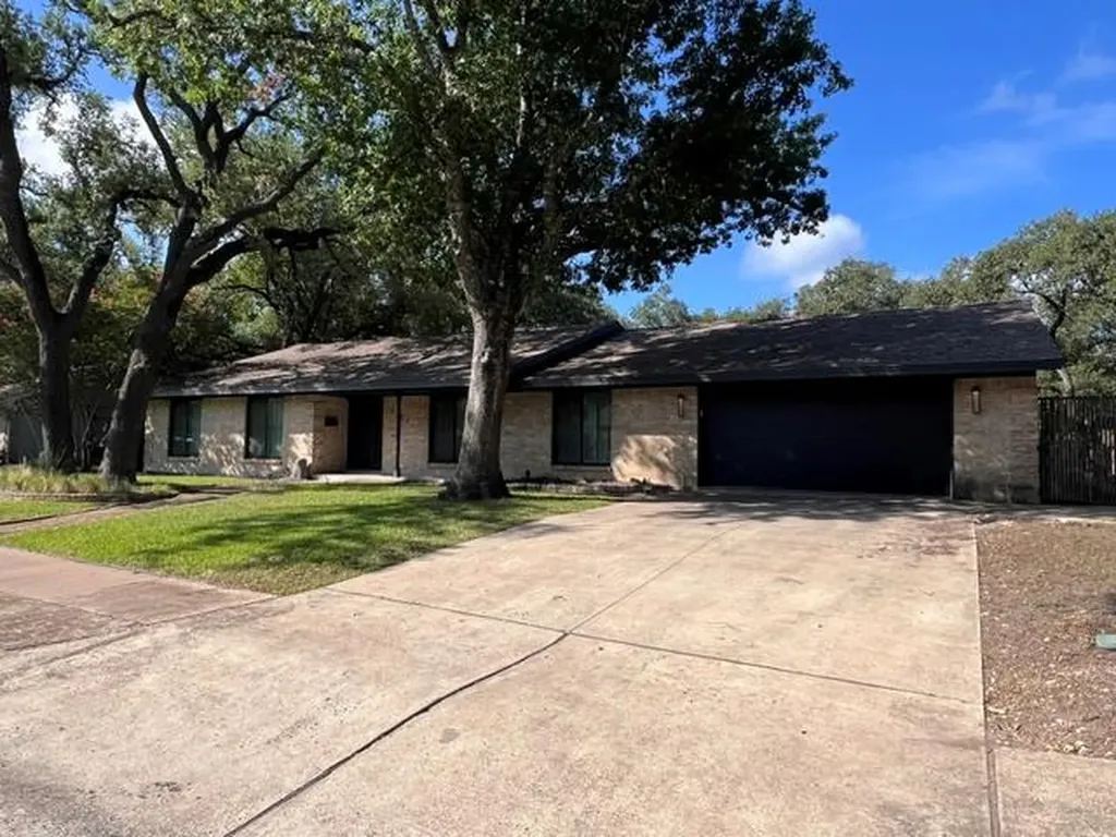 3803 Greystone Drive Austin TX 78731
