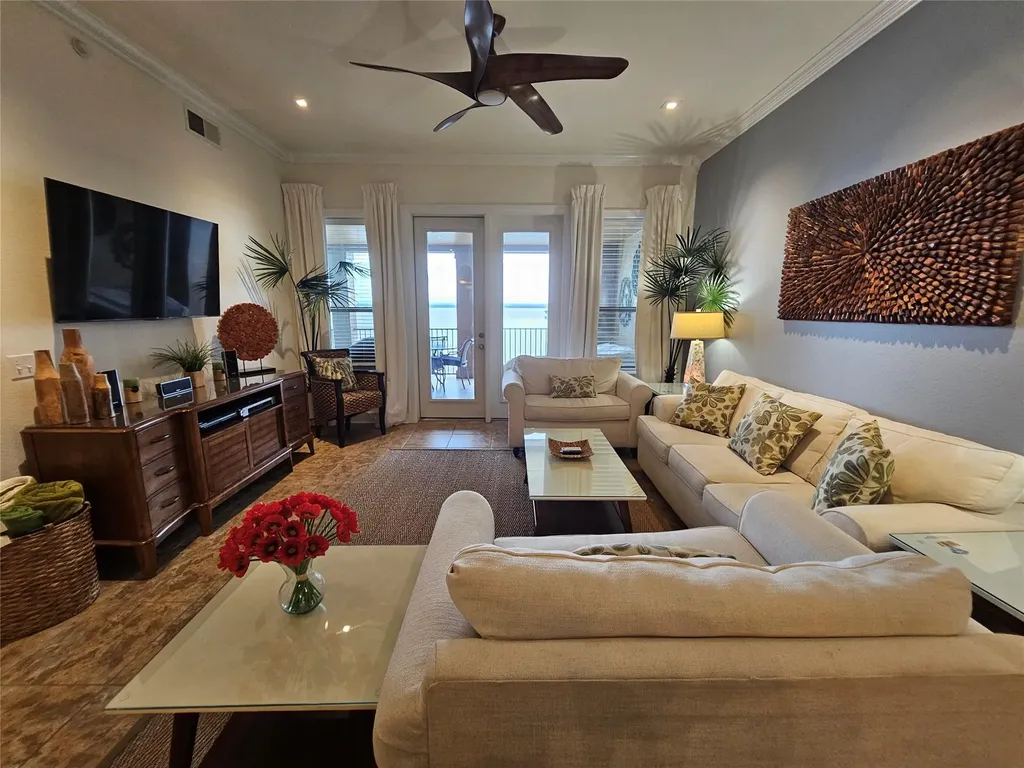 1001 The Cape Road Horseshoe Bay TX 78657