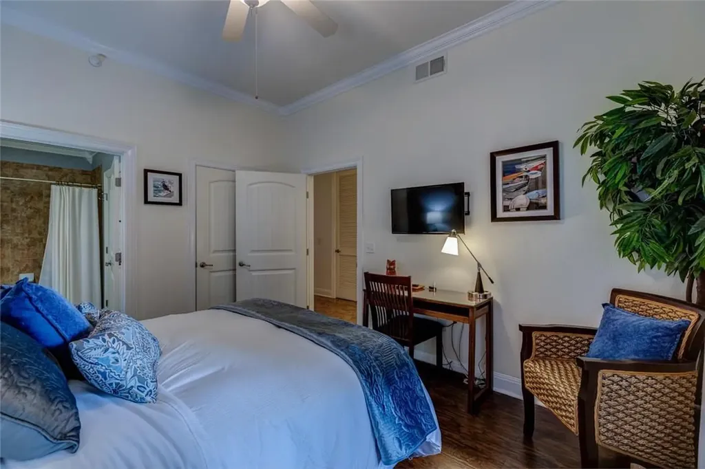 1001 The Cape Road Horseshoe Bay TX 78657