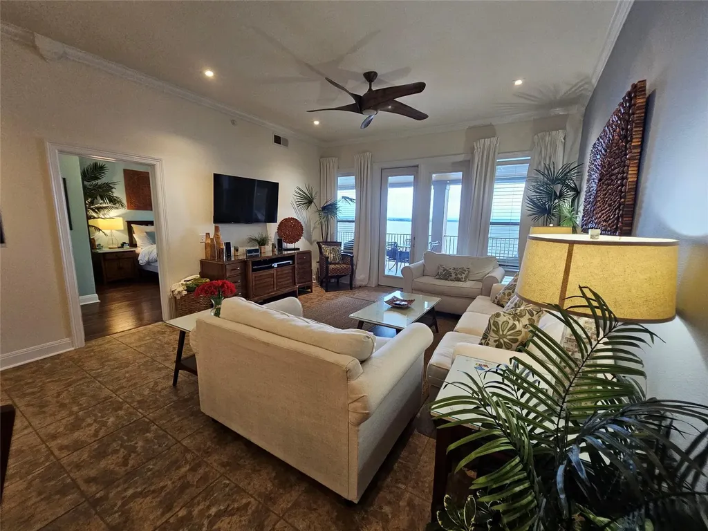 1001 The Cape Road Horseshoe Bay TX 78657