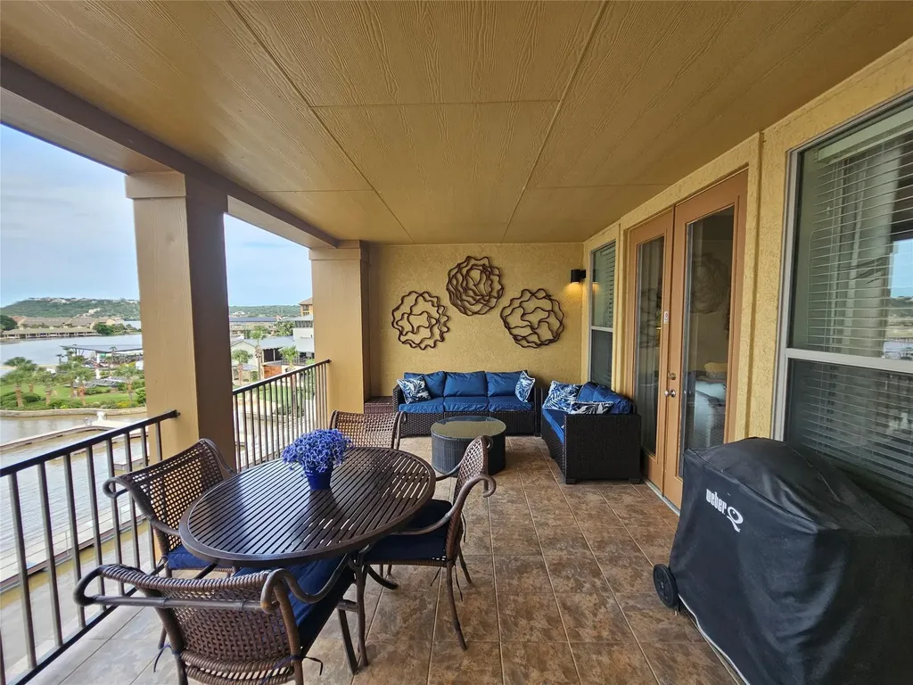 1001 The Cape Road Horseshoe Bay TX 78657
