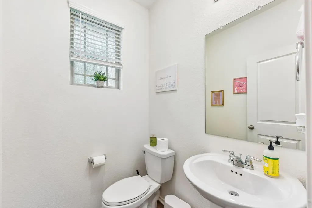10219 Buster Drive Austin TX 78748