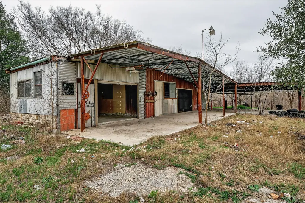 11223 Tom Sassman Road Austin TX 78747