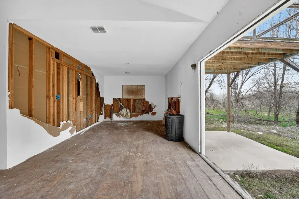 11223 Tom Sassman Road Austin TX 78747