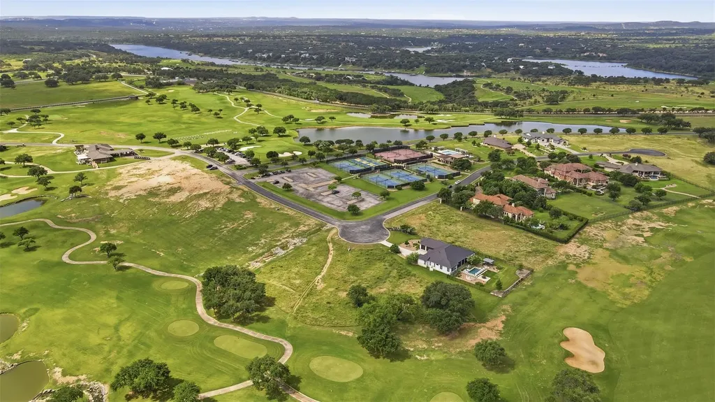 25500 Kahala Sunset Court Spicewood TX 78669