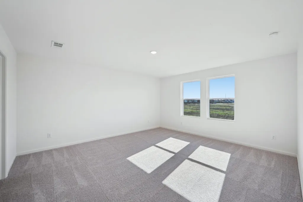 615 Lagoon Drive Maxwell TX 78656