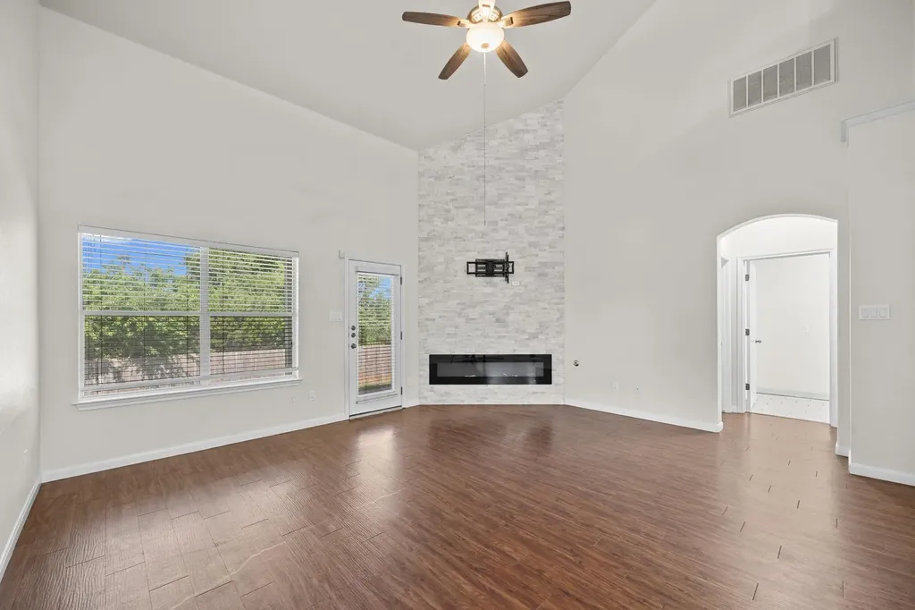 1618 Ashberry Trail Georgetown TX 78626