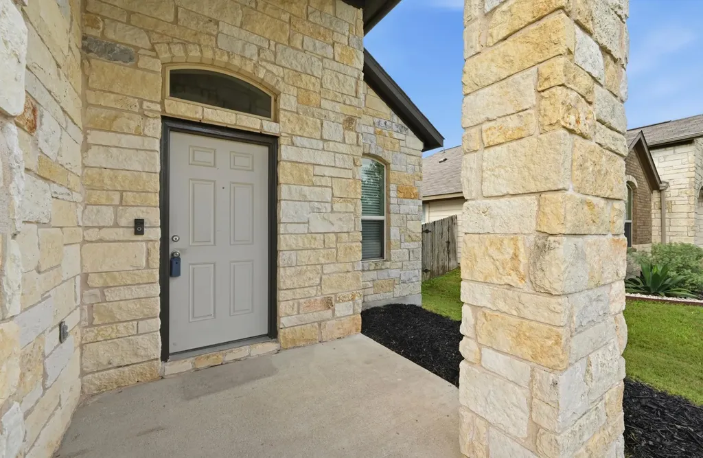 209 Noddy Road Buda TX 78610