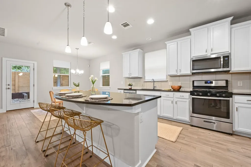 7410 Buchholz Street Austin TX 78745