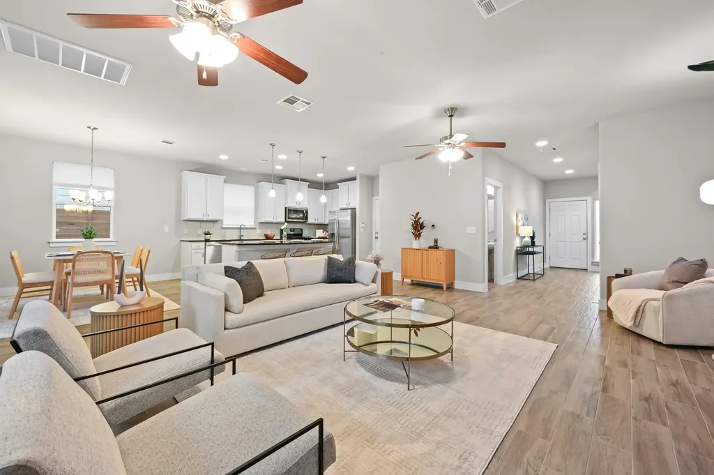 7410 Buchholz Street Austin TX 78745