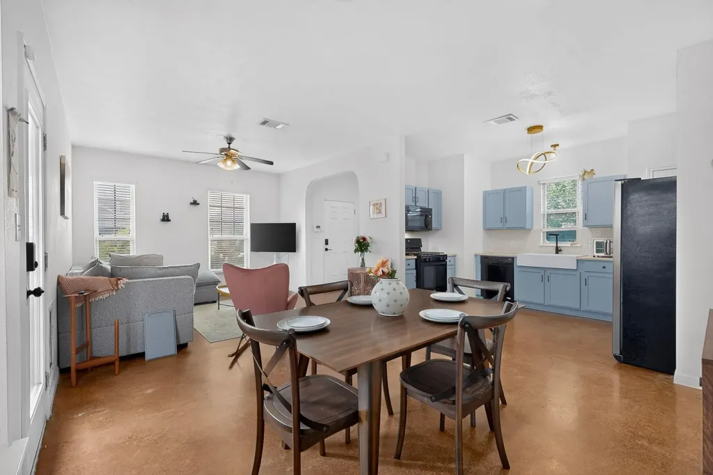 4502 Esper Lane Austin TX 78725