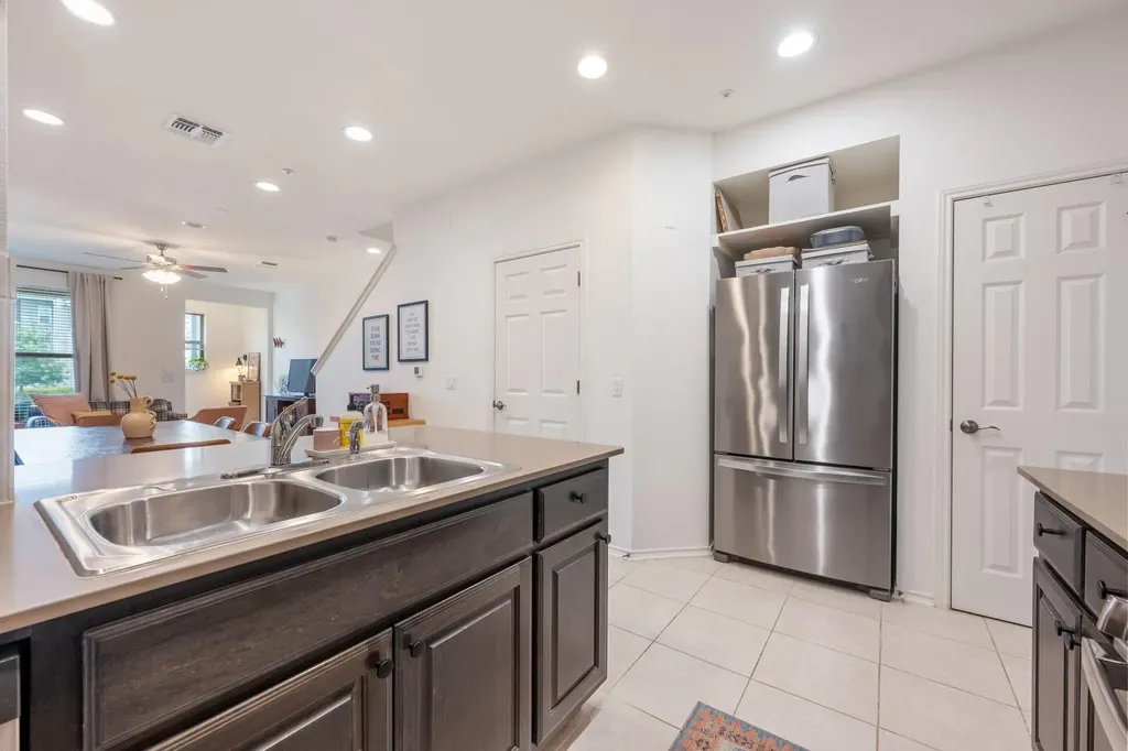 4400 Vaughan Street Austin TX 78723