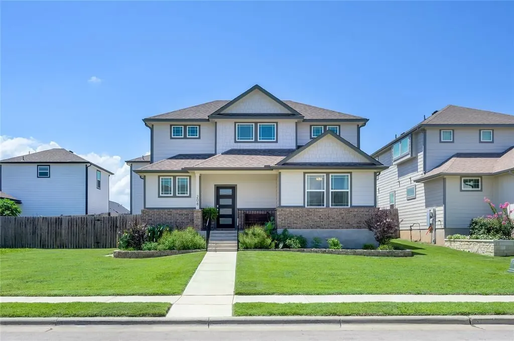 208 Garner Drive Kyle TX 78640