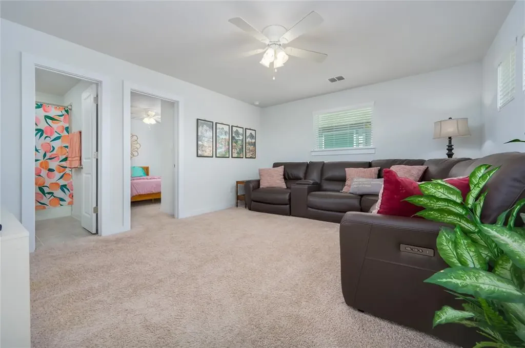 208 Garner Drive Kyle TX 78640
